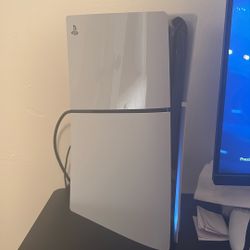 PlayStation 5 Slim - Standard Disc Edition