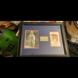 Frankie Frisch autograph cutout with Perez postcard