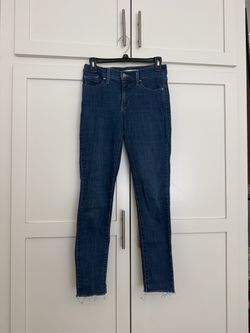 Used Levi Skinny Shaping Jeans