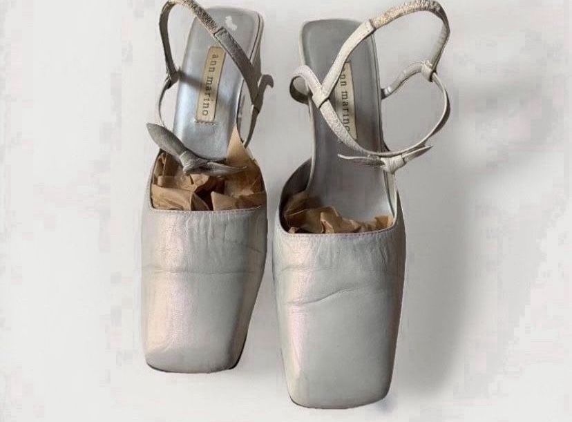 Size 7 To 7.5 White Genuine Leather Heels Ann Marino