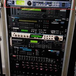 Sound Module Yamaha MOTIF ES Synthesized Expandable