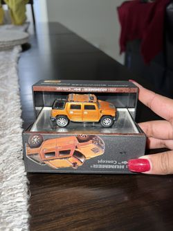 2001 Hummer Maisto showcase collection