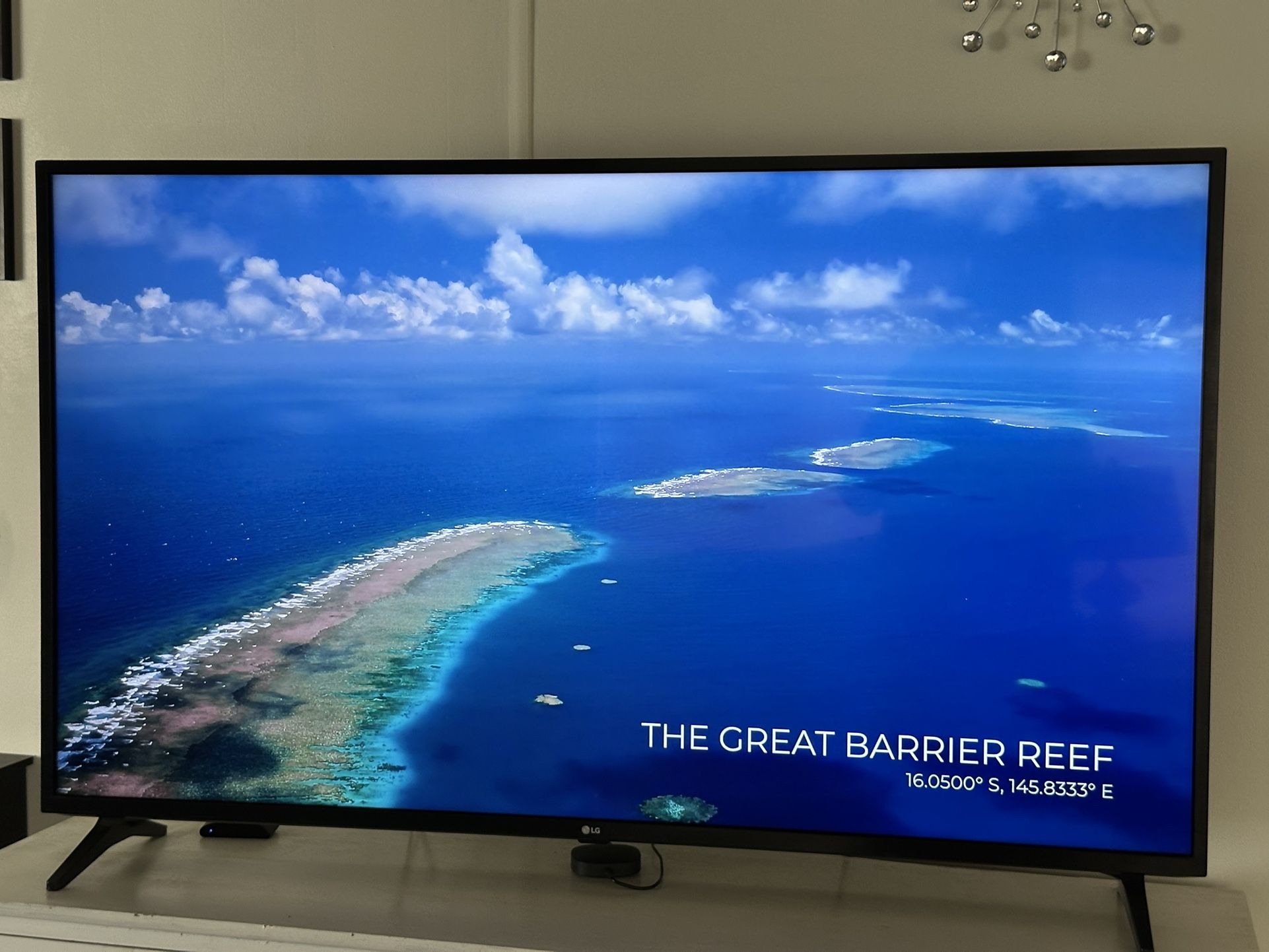 LG 55-inch 4K Smart UHD TV
