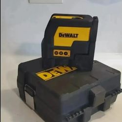 $130 FIRM DEWALT DW0822 165 ft. Red Self-Leveling Cross-Line and Plumb Spot Laser Level