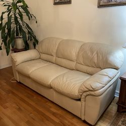 Jennifer convertibles cheap leather sofa