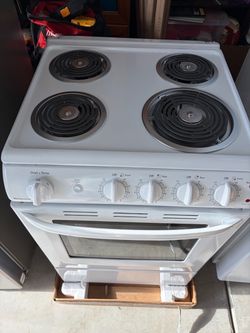Hotpoint Stove