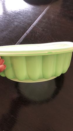 Tupperware Jello