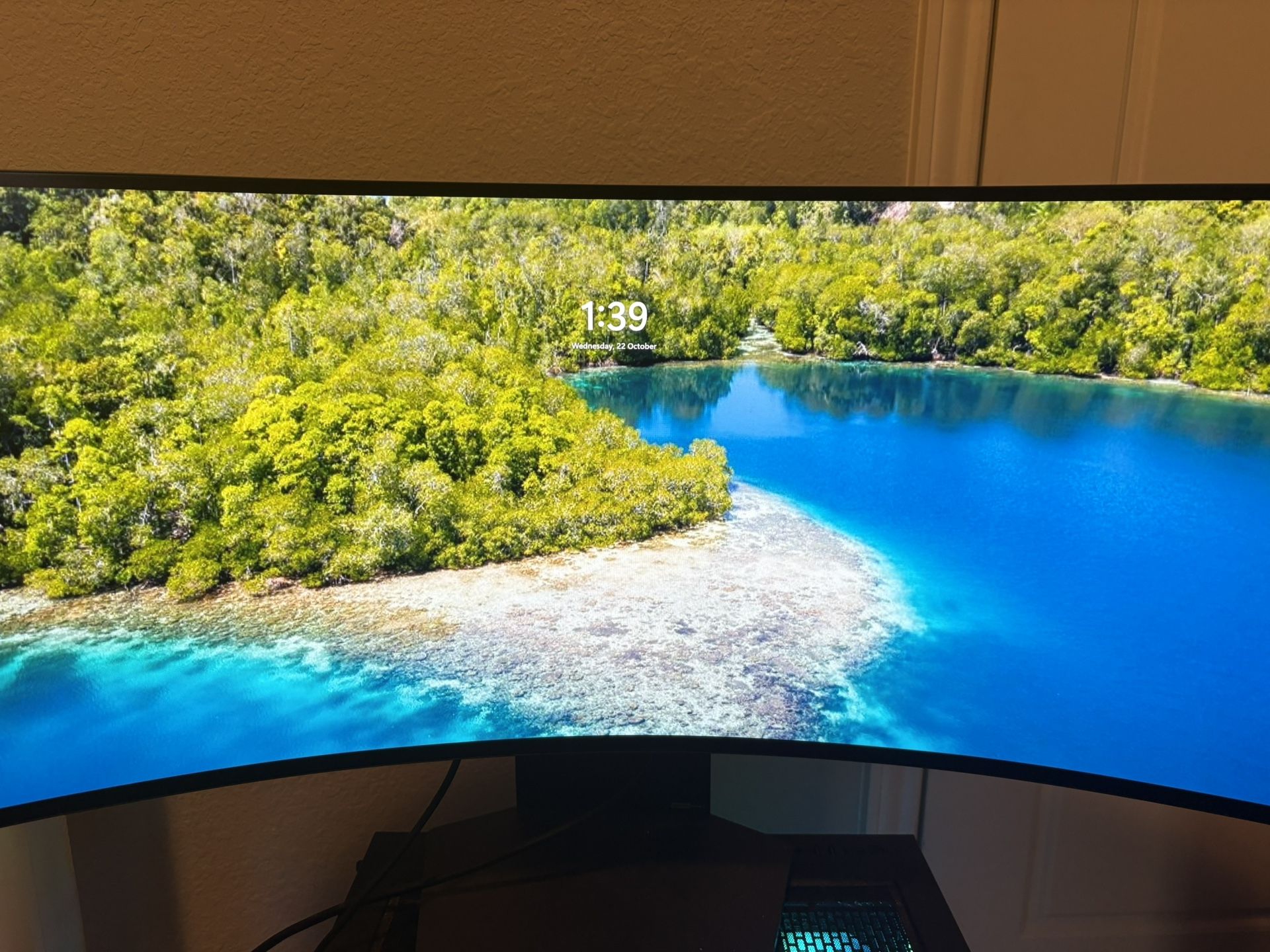 LG - UltraGear 34" OLED Curved WQHD 240Hz 0.03ms