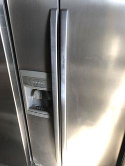 Whirpool side by side refrigerator