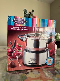 Electric fondue pot