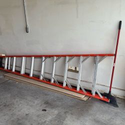 8 Foot Fiberglass Ladder