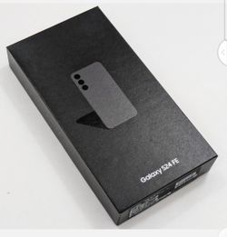 Samsung Galaxy S24 Fe 128 Giga works on cricket wireless network 