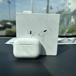 Apple AirPods Pro Second Generation 
