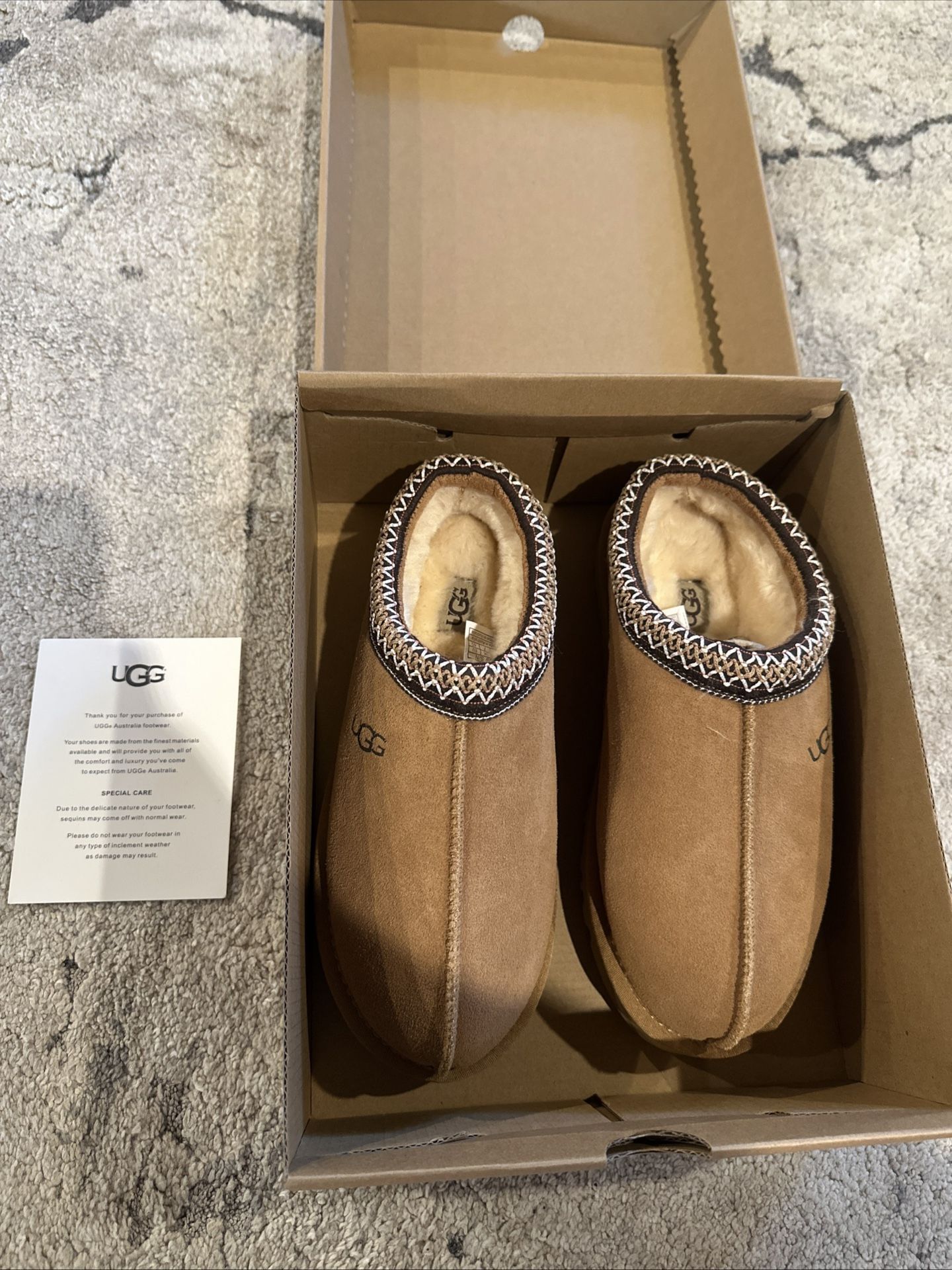 UGG, Tan, Men’s Size 9