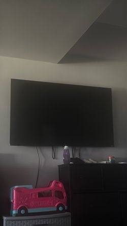 55 inch ONN TV