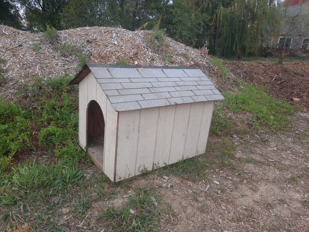 Doghouse