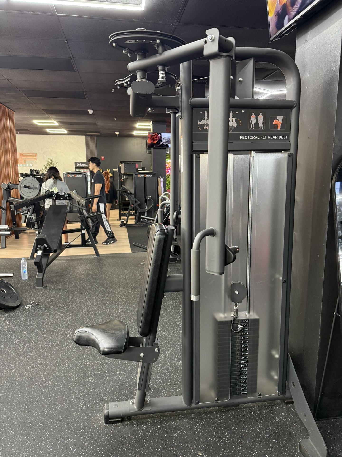 Pec Deck Chest Fly / Rear Delt Fly Machine for Sale in Montebello, CA ...