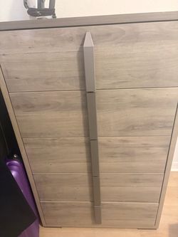 Chest 2 side tables and dresser