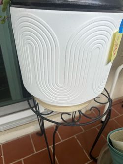 White Ceramic Planter with Metal Stand