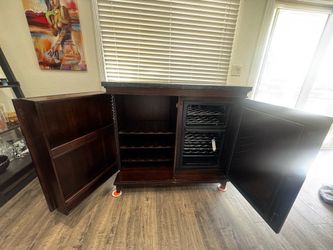 Wine hutch with refrigerator