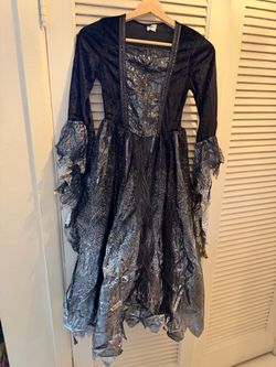 Girls costume. Witch