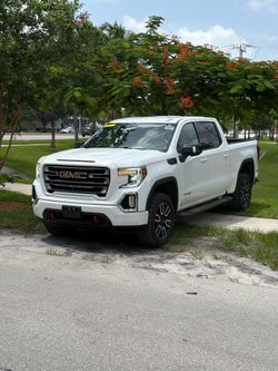 2020 GMC AT4