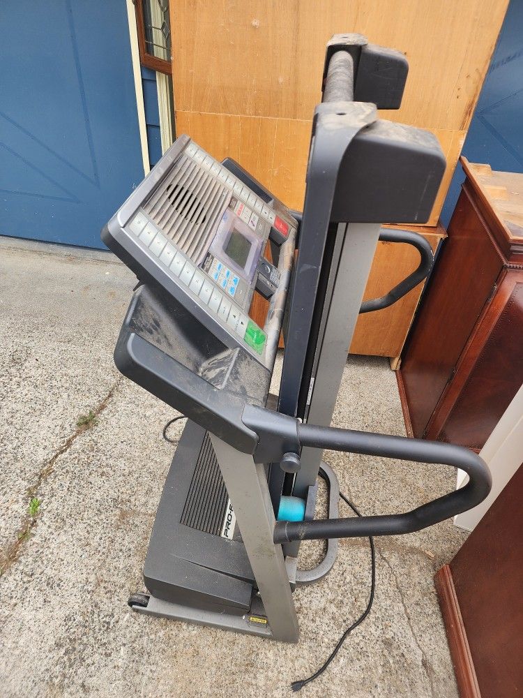 Free Good Working Treadmill
