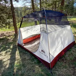 REI Grand Hut 4