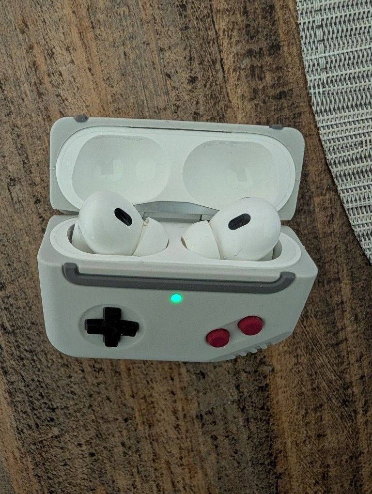 Apple Airpods Pro 2 with Silicone Case