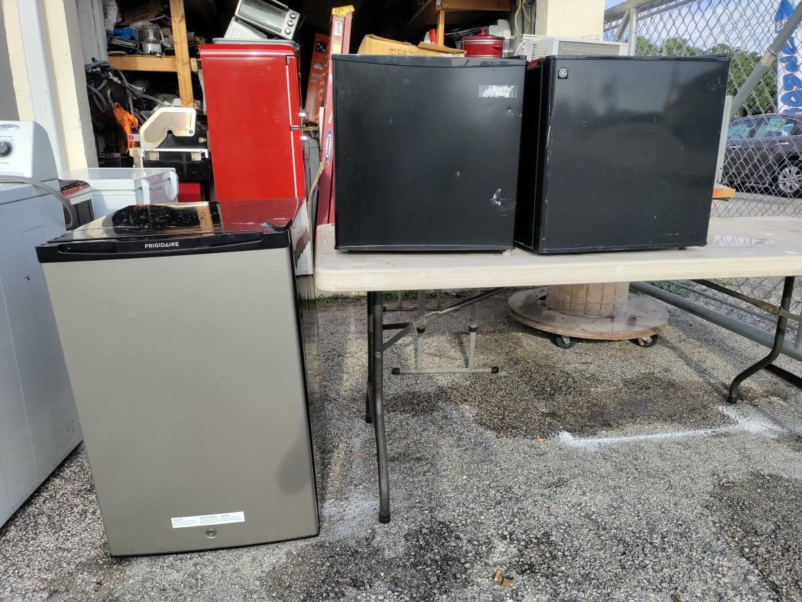 Mini Fridges Galore Pick Anyone You Want With Warranty