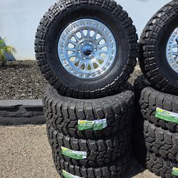 17" KMC IMS rims w/ 35x12.50R17 TBB tires