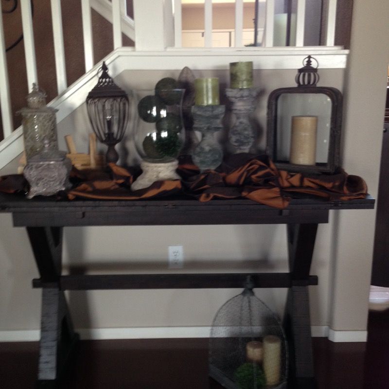 Solid wood fold in table/console