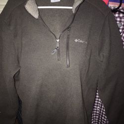 Lnew Very nice Columbia extra large fleece only $35 firm