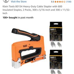 Klein Tools 80154 Heavy-Duty Cable Stapler with 600 Insulated Staples, 2 Packs, 300 x 5/16-Inch and 300 x 11/32-Inch