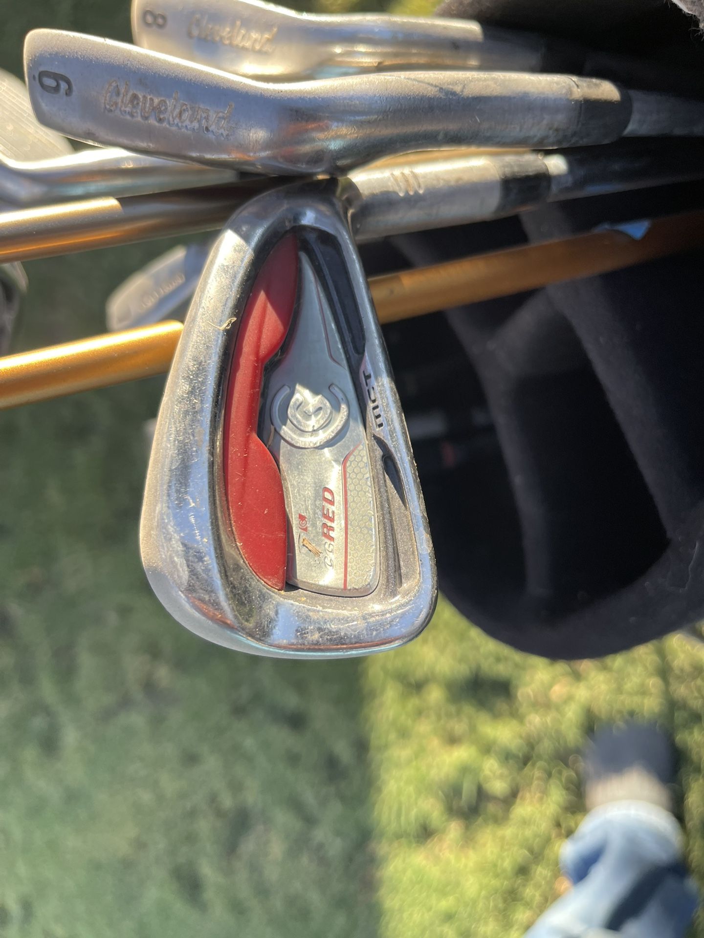 Cleveland Golf Clubs Plus Bag