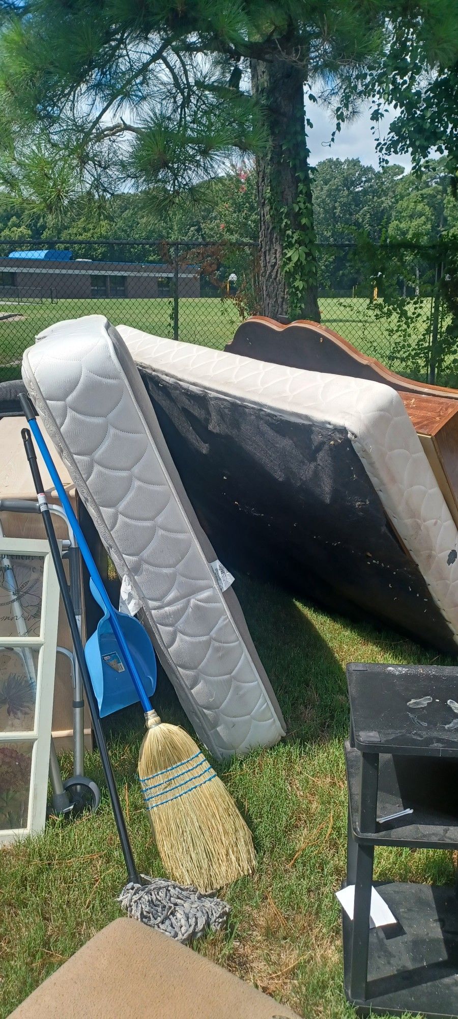 Curb Alert FREE HOUSEHOLD ITEMS
