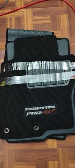 CAR FLOOR MAT SET