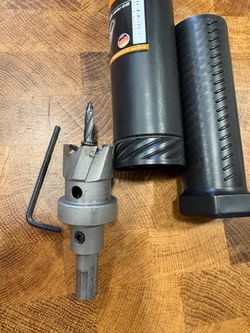 Hole Saw with Center Drill for 3/4” Holes