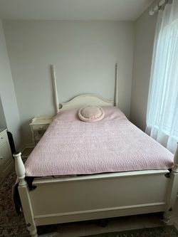White Wood Four-Poster Bed Frame Ethan Allen
