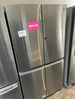GE Stainless Steel 4-Door Fridge with IceMaker