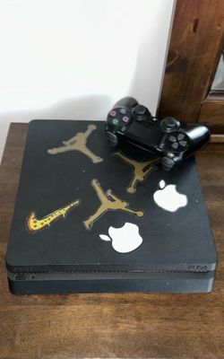 PlayStation 4