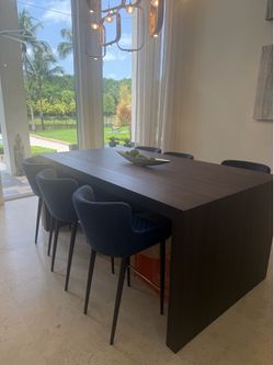 Custom made Hightop table with 6 stools