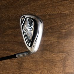 2 Mizuno Wedges 