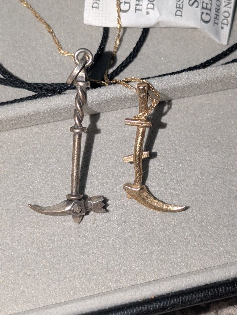 10k Soild Gold Syth ( Not Something You See Daily) 