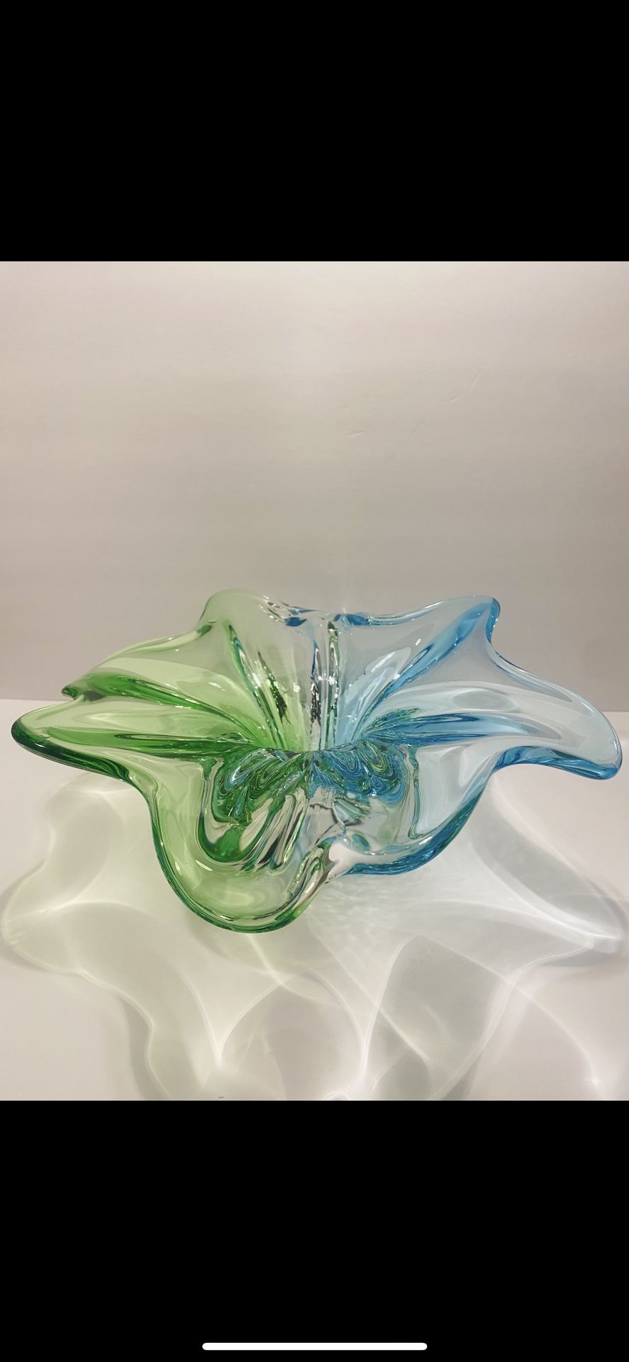 Mid Century Italian Glass MURANO Centrepiece Footed...
