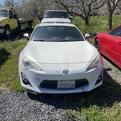 2015 SCION FRS FOR PARTS