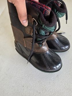 Boys Snow Boots. Botas Para La Nieve De Niños