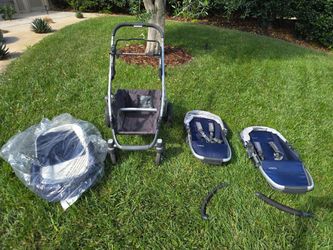 UPPAbaby VISTA Double Stroller + BRAND NEW Bassinet + 2 Seats