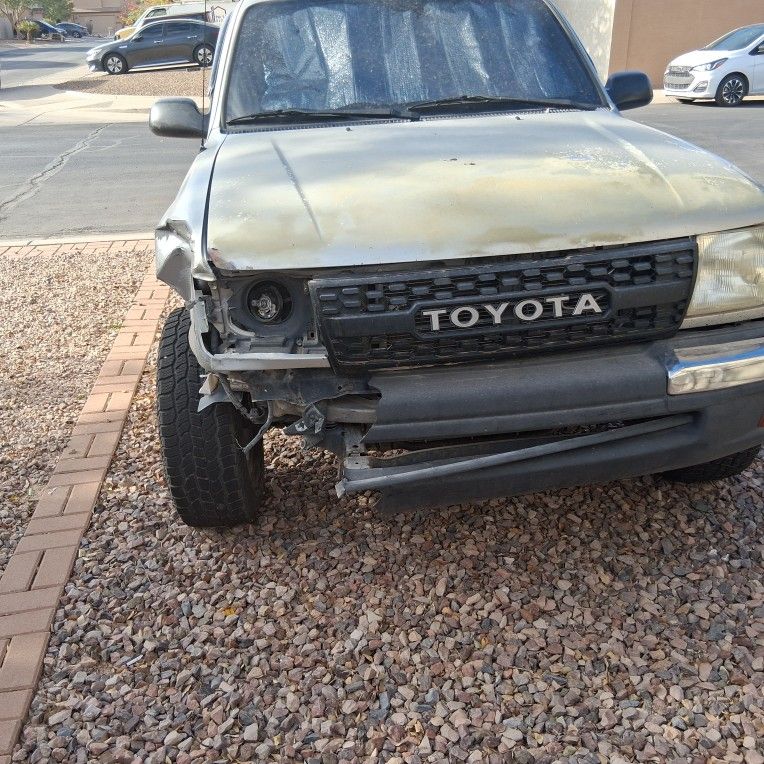 2000 Toyota Tacoma