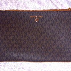 Michael Kors Large Wristlet 